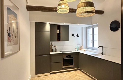 Quartier Administrations Apartment | The arena terrace