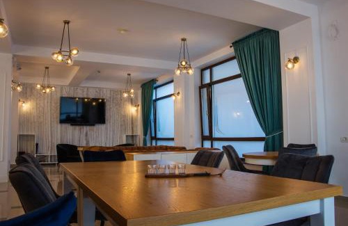 Piatra Neamt Apartment | The Art Boutique