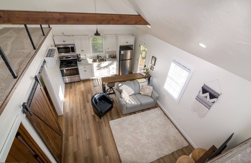 Millersburg House | The Aspen . Trailside Lodging