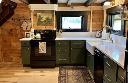 Ferryville Cabin | The Aspenshire Cabin: a nod to English Charm