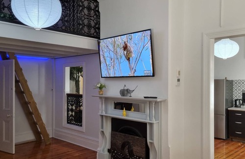 Port Pirie South House | The Atrium - Classic Villa with up to 6 Bedrooms