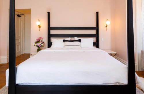 Windsor Hotel | The August House