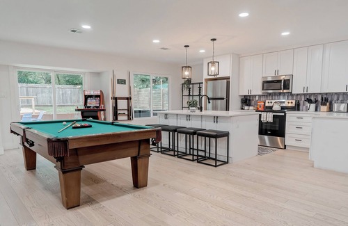 University Hills House | The Austin Hideaway Hot Tub and Firepit