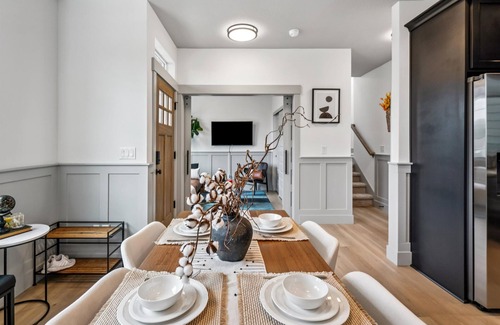 Humboldt House | The Azure in the Heart of Portland