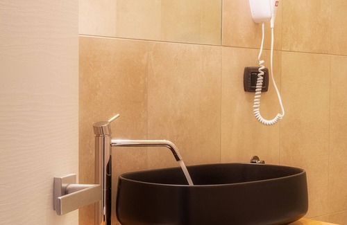 Santa Maria Capua Vetere Bed & Breakfast | The B&B Mariella's House is the ideal choice for business guests and tourists.