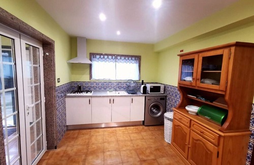 Aveiro Apartment | The Bairrada House with Free Garagenn