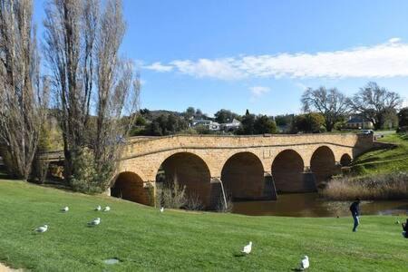 Richmond House | The Baker's Cottage in the Heart of Richmond Sleeps 6