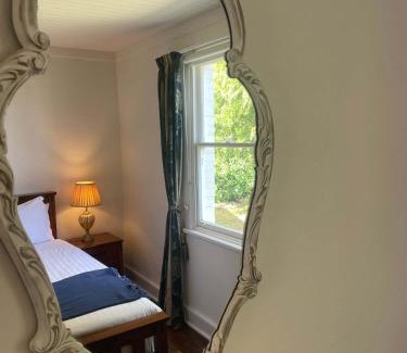 Richmond House | The Baker's Cottage in the Heart of Richmond Sleeps 6