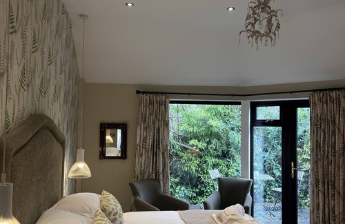 Westerham Bed & Breakfast | The Bakery B&b, Tatsfield
