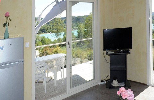 Clairvaux-les-Lacs Apartment | The balcony of the Lake: T3 of 65m2
