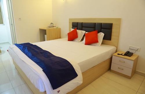 Gachibowli Bed & Breakfast | The Balcony Suites