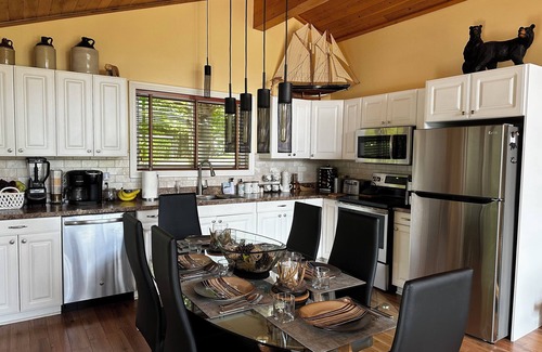 Arden Cottage | The Ball Cottage - Beautiful Lakefront Hideaway on Bull Lake!