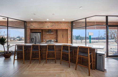 Three Oaks House | The Bank- Historic Charm, Modern Stay in the Heart of Three Oaks