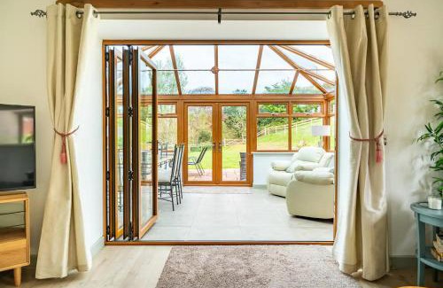 Monksilver House | The Barn at Burfords