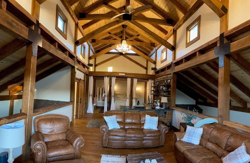 Rydal House | The Barn At Four Oaks (15 mins from Lakepoint)