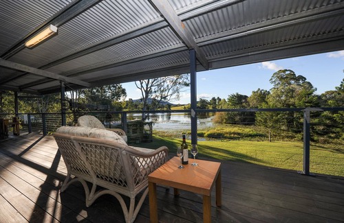 Mount Samson House | The Barn Loft - perfect for large families or groups
