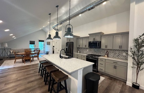 Oakdale House | The Barn Loft