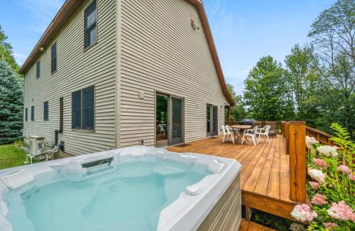 Johnsburg House | The Barn on Bartman