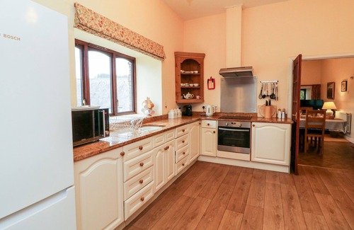 Brushford Cottage | THE BARN, pet friendly, with open fire in Dulverton