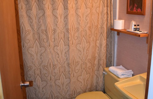 Whitefield Bed & Breakfast | The Barron Brook Inn