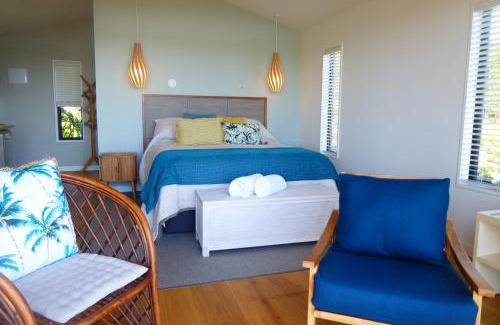 Cape Foulwind Cabin | The Bay House Beachfront Accommodation