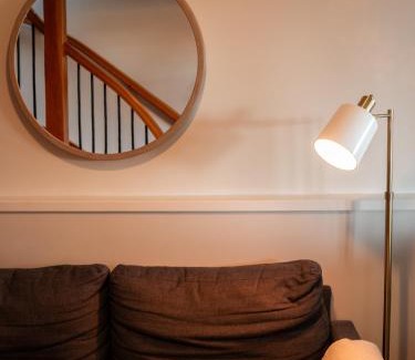 Departure Bay Apartment | The Bayview