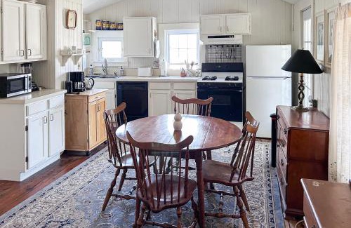 Plymouth House | The Beach Bunny Cottage