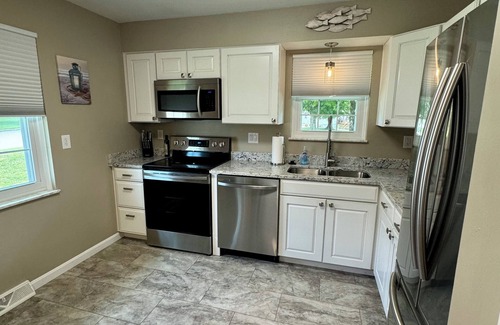 Wilmington Condo | The Beach House 2.8 miles to WEC