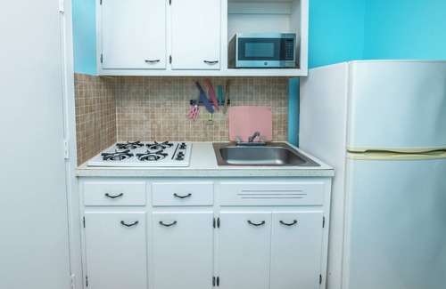 Ship Bottom Hotel | The Beach House at Drifting Sands