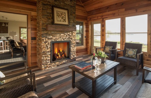 East Gull Lake Cabin | The Beach House at Madden's