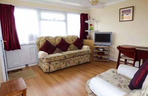 Scratby Cottage | The Beach Road Chalet Park, no. 107