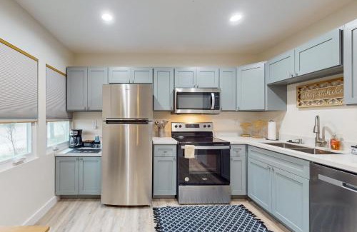 Del Mar Apartment | The Beach Suite #1