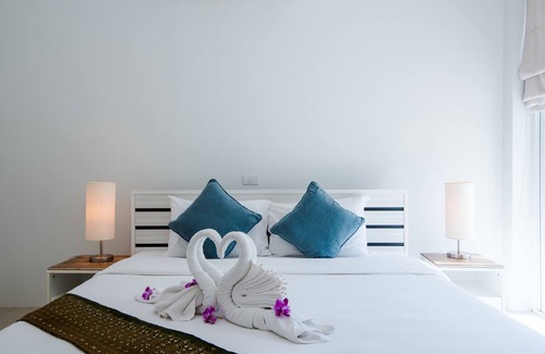 Sam Roi Yot Hotel | The Beach Village Resort