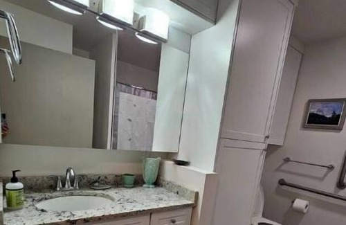 Cushing Apartment | The Beahive Resort. Unit #2 Lakefront on lake Alex