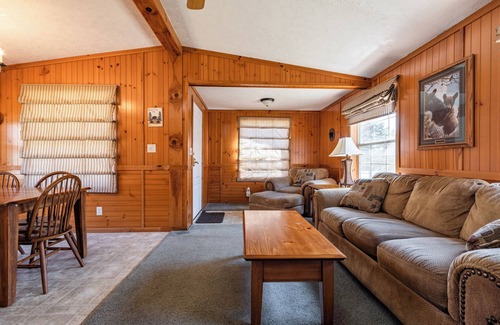 Neillsville Cabin | The Bear Cabin at the Riviera Resort in Neillsville, Wisconsin!