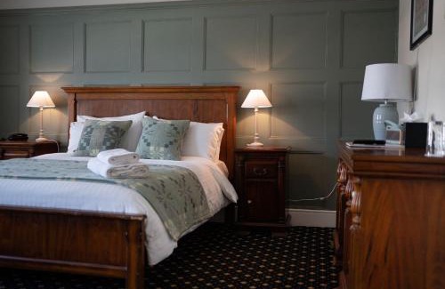Cowbridge Hotel | The Bear, Cowbridge