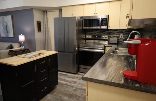 Saskatoon Apartment | The Bear Den on Lowe
