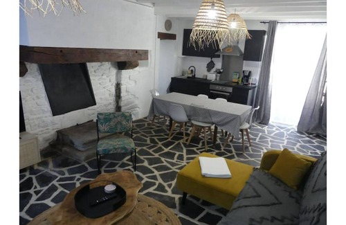 Fresselines Cottage | The Beautiful Adventure