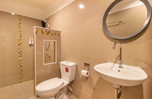 Ratchaburi Hotel | The Bed Boutique House