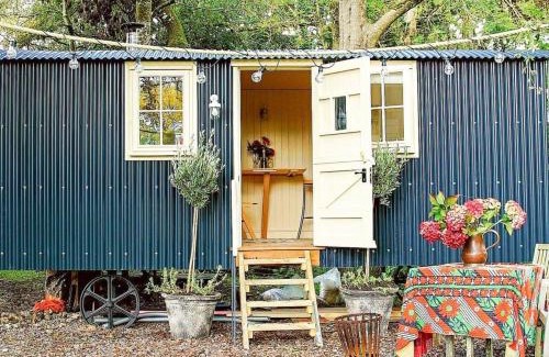 West Compton House | The Beech Hut