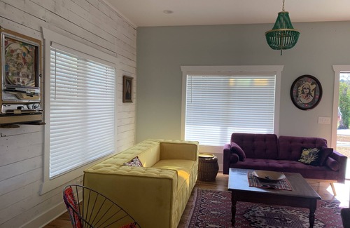 Bell Buckle House | The Bell Buckle Bungalow - completely renovated 3 bedroom/2 bath house, sleeps 9