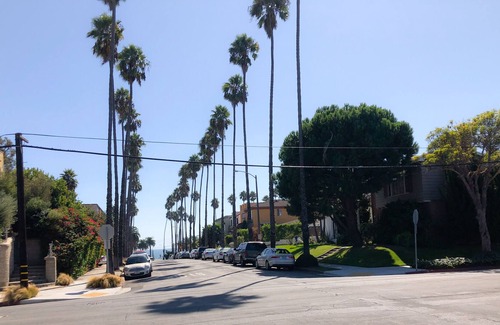 Belmont Heights Apartment | The Belmont Beach Getaway