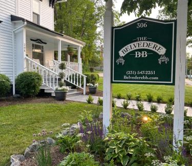 Charlevoix Bed & Breakfast | The Belvedere B&B