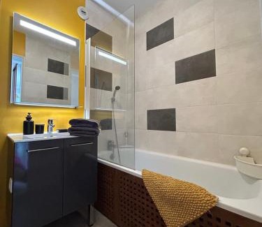 Les 3 Cites Apartment | The Belvedere: city centre with magnificent views