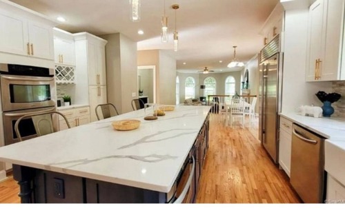 Redding Ridge House | The Best of Bethel/CT Luxury 5 Bdrm Home with Heated Pool