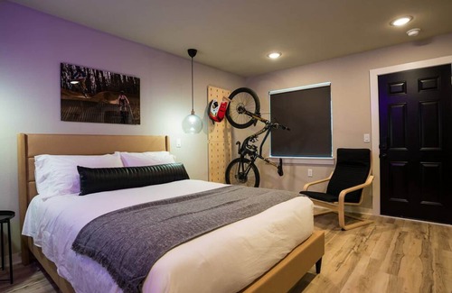 Bentonville Cabin | The Bike Inn #7, Coler MTB Preserve, Single Room