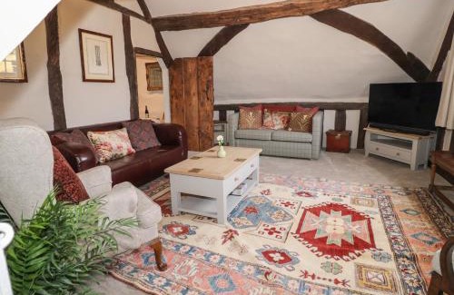 Broadway Apartment | The Bindery