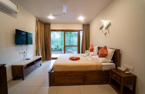 Somvarpet Resort | The Birchwood Retreat, Madikeri