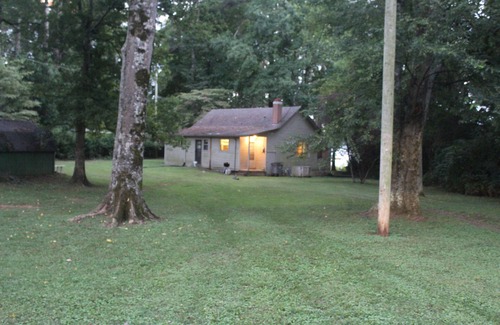 Rogersville House | The Bird's Nest on the Tennessee river