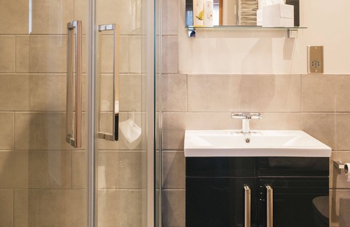 Headington House | The Black Boy